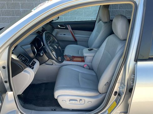Used 2008 Toyota Highlander Limited AWD/4WD image 13