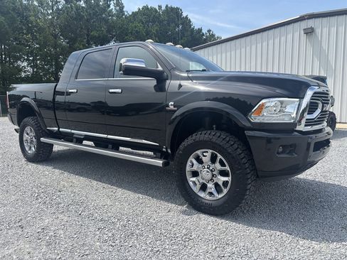 Used 2017 RAM 2500 Limited AWD/4WD image 3