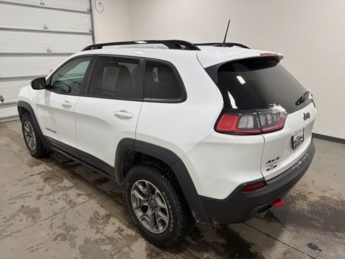 Used 2022 Jeep Cherokee Trailhawk w/ Premium Leather Package image 6