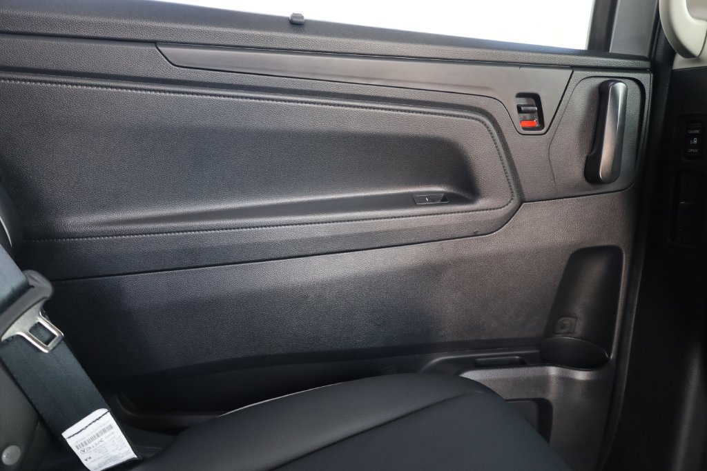 New 2027 Honda Odyssey Touring image 33