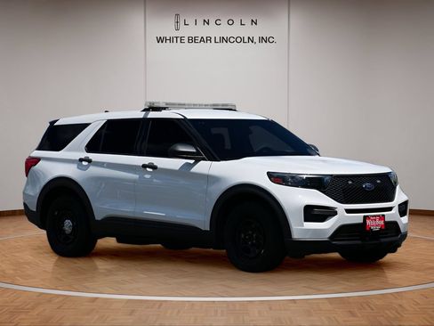 Used 2023 Ford Explorer 4WD Police Interceptor image 3