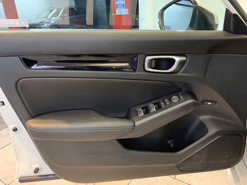 Used 2024 Honda Civic Touring image 13