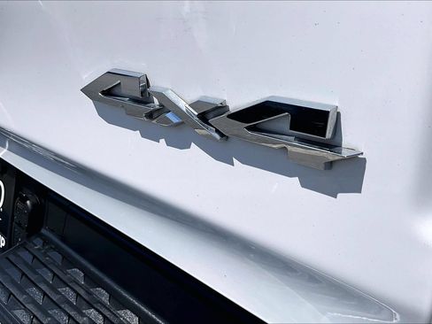 Used 2020 RAM 1500 Big Horn AWD/4WD image 8