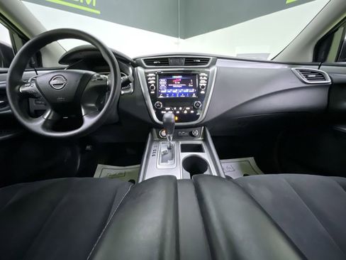 Used 2023 Nissan Murano S image 18