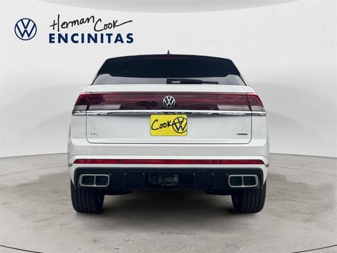 Certified 2025 Volkswagen Atlas Cross Sport SEL Premium R-Line image 4