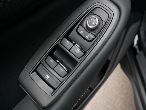 Certified 2025 Subaru Outback Premium AWD/4WD image 19