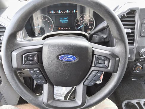 Used 2018 Ford F150 XLT RWD image 27