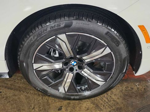 New 2026 BMW iX xDrive45 w/ Executive Package image 9
