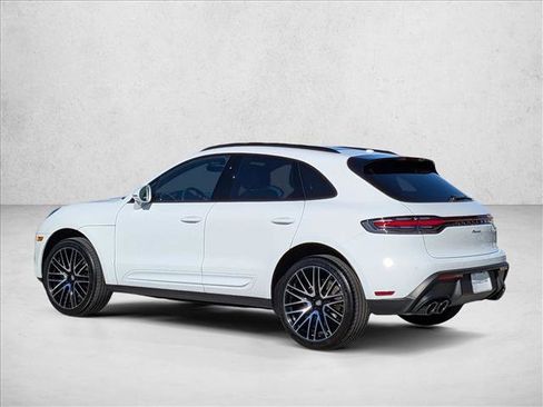 Used 2025 Porsche Macan Turbo image 3