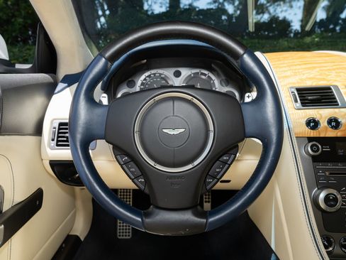 Used 2012 Aston Martin Virage Coupe RWD image 20