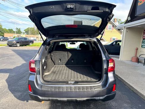 Used 2016 Subaru Outback 2.5i Premium image 24