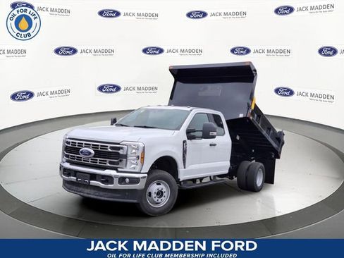 New 2025 Ford F350 XL w/ XL Chrome Package AWD/4WD image 1