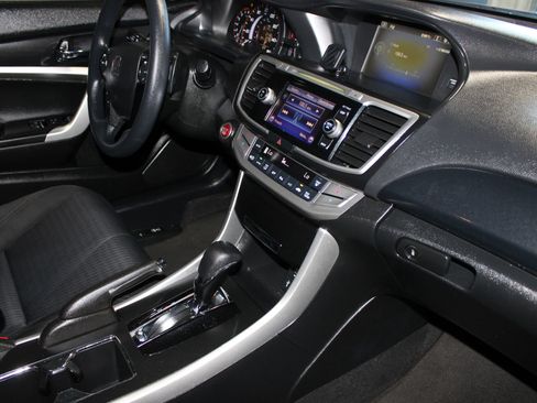 Used 2013 Honda Accord EX image 34