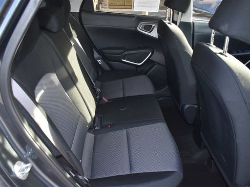 Used 2023 Kia Soul LX w/ LX Technology Package FWD image 22