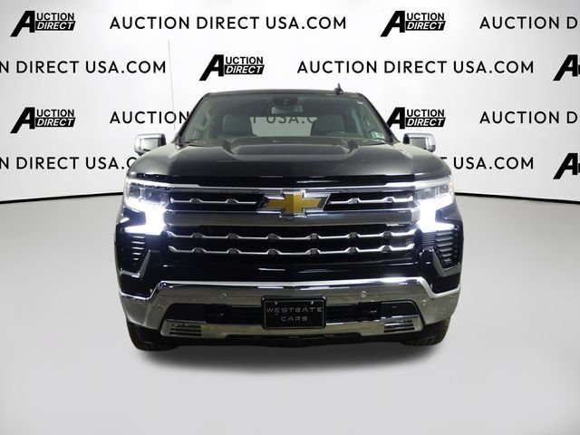 Used 2023 Chevrolet Silverado 1500 LTZ w/ Z71 Off-Road Package AWD/4WD image 3