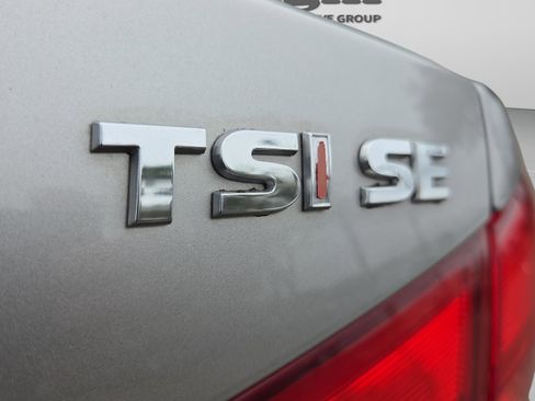 Used 2014 Volkswagen Passat 1.8T SE image 18