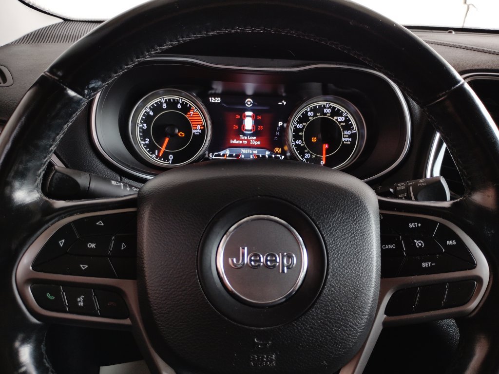 Used 2020 Jeep Cherokee Limited AWD/4WD image 28