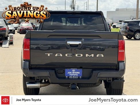 Used 2025 Toyota Tacoma Limited image 8