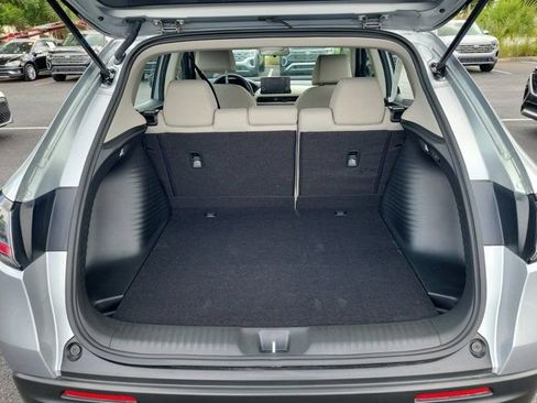 Certified 2025 Honda HR-V LX image 11
