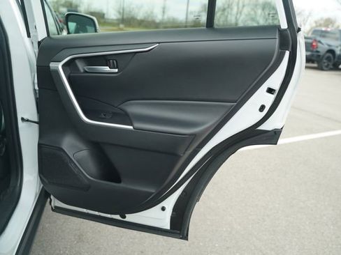 Used 2024 Toyota RAV4 XLE FWD image 22