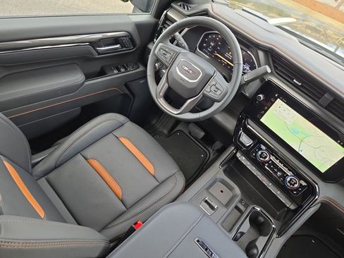 Used 2026 GMC Sierra 2500 AT4 image 18