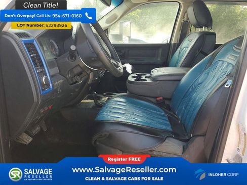 Used 2015 RAM 2500 Tradesman w/ Chrome Appearance Group AWD/4WD image 9