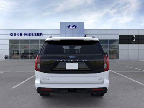 New 2025 Ford Expedition Max Active image 17