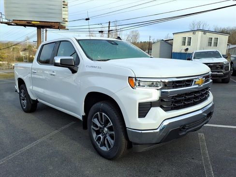 Used 2025 Chevrolet Silverado 1500 LT image 9