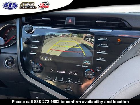 Used 2019 Toyota Camry XSE image 19