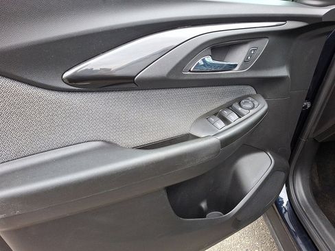 Certified 2021 Chevrolet TrailBlazer LT w/ Convenience Package image 10