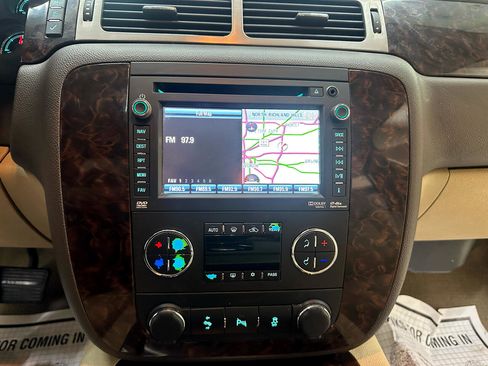 Used 2012 GMC Yukon Denali image 28