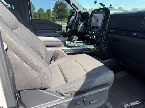 Used 2022 Ford F150 XLT w/ Equipment Group 302A High AWD/4WD image 11