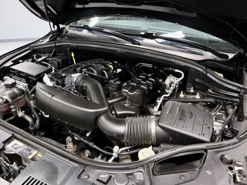 Used 2023 Dodge Durango GT image 17