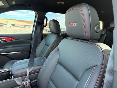New 2026 Chevrolet Traverse Z71 w/ Enhanced Driving Package AWD/4WD image 14