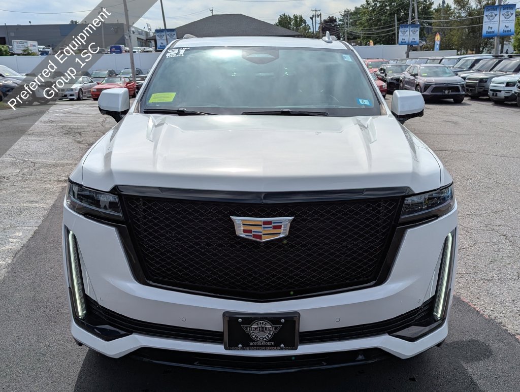 Used 2021 Cadillac Escalade Sport w/ Driver Assist Tech Package AWD/4WD image 3
