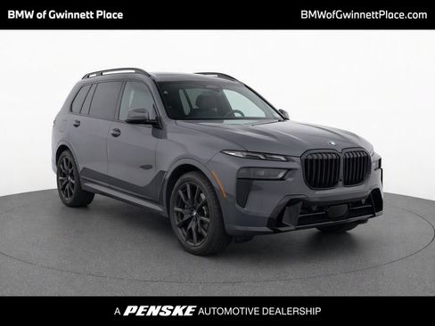 Used 2024 BMW X7 xDrive40i w/ M Sport Package AWD/4WD image 1