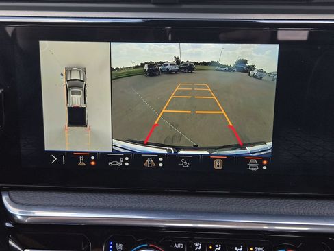Used 2025 GMC Sierra 1500 Denali AWD/4WD image 13