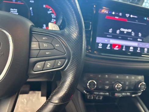 Used 2024 Dodge Durango GT RWD image 33