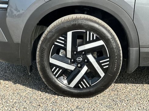 New 2026 Nissan Kicks SV image 29