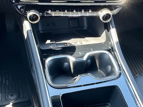 New 2026 Chevrolet Traverse LT w/ Driver Confidence Package FWD image 16