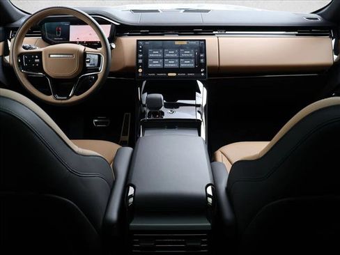 New 2025 Land Rover Range Rover Sport Dynamic SE AWD/4WD image 15