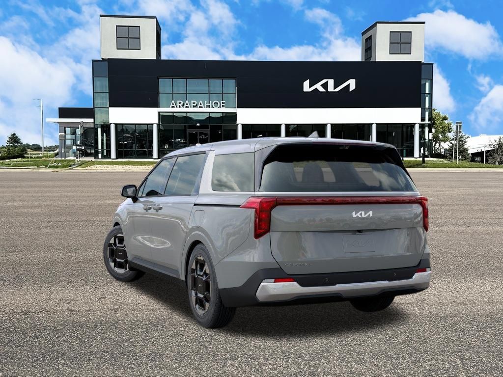 New 2027 Kia Carnival EX FWD image 4