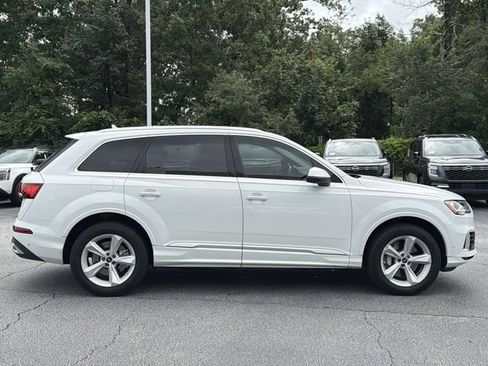 Used 2022 Audi Q7 3.0T Premium AWD/4WD image 8