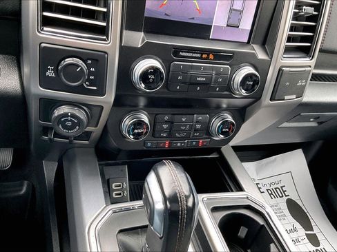 Used 2020 Ford F150 Platinum w/ Equipment Group 701A Luxury image 33