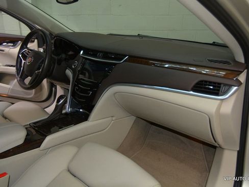 Used 2013 Cadillac XTS Luxury w/ Driver Awareness Package image 12