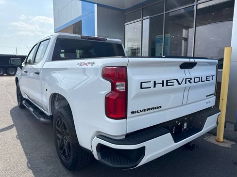 Used 2021 Chevrolet Silverado 1500 Custom w/ Rally Edition AWD/4WD image 8