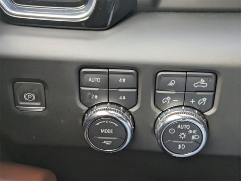 Used 2023 GMC Sierra 1500 Denali Ultimate image 27