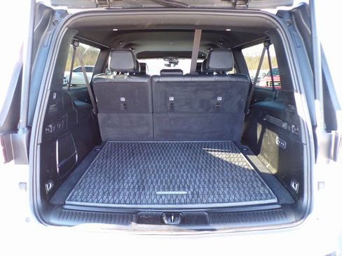Used 2024 Jeep Wagoneer L Series II w/ Flexible Seating Group image 7