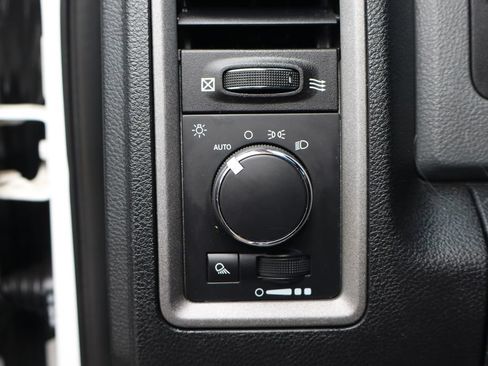 Used 2016 RAM 1500 Tradesman w/ Popular Equipment Group RWD image 21