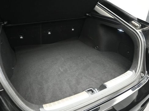 Used 2019 Kia Stinger Premium RWD image 24